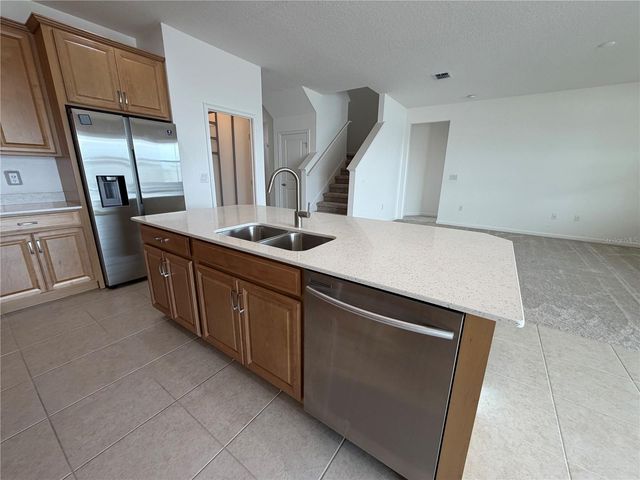 416 SAPPHIRE DR, Davenport, FL 33837