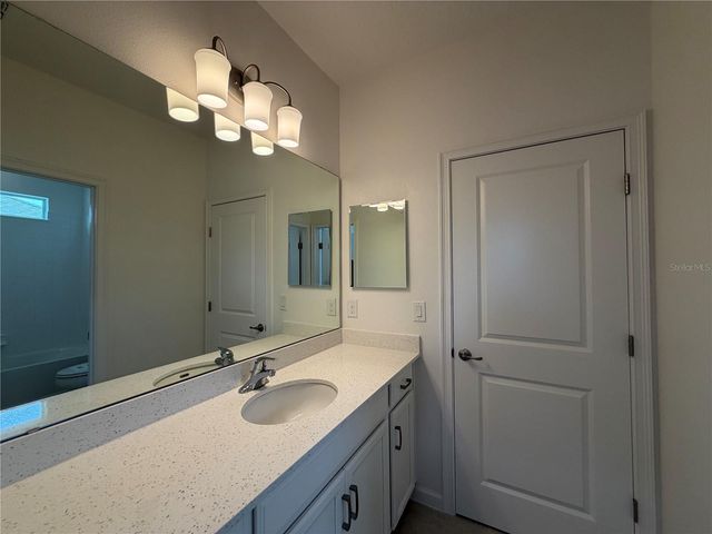 416 SAPPHIRE DR, Davenport, FL 33837