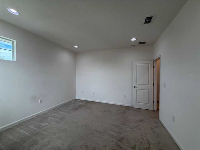 416 SAPPHIRE DR, Davenport, FL 33837
