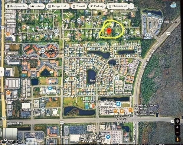 6814 Magnolia LN, Fort Myers, FL 33966