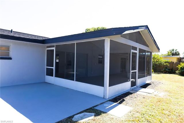 2203 Santiago AVE, Fort Myers, FL 33905