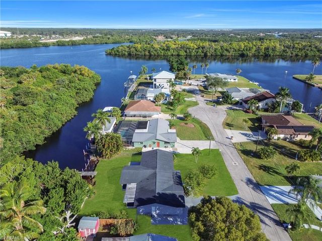 2203 Santiago AVE, Fort Myers, FL 33905