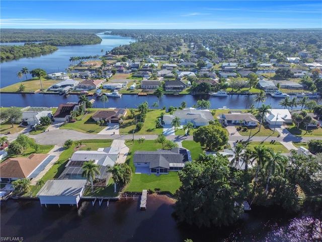 2203 Santiago AVE, Fort Myers, FL 33905