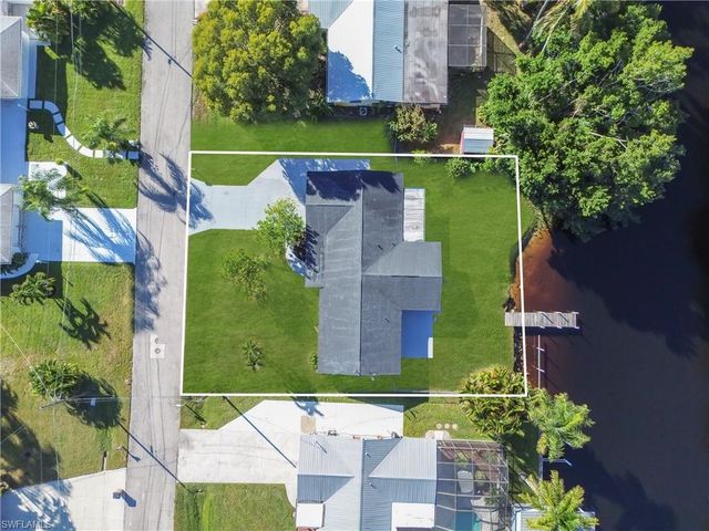 2203 Santiago AVE, Fort Myers, FL 33905