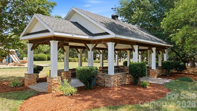 17754 Caldwell Track Drive, Cornelius, NC 28031