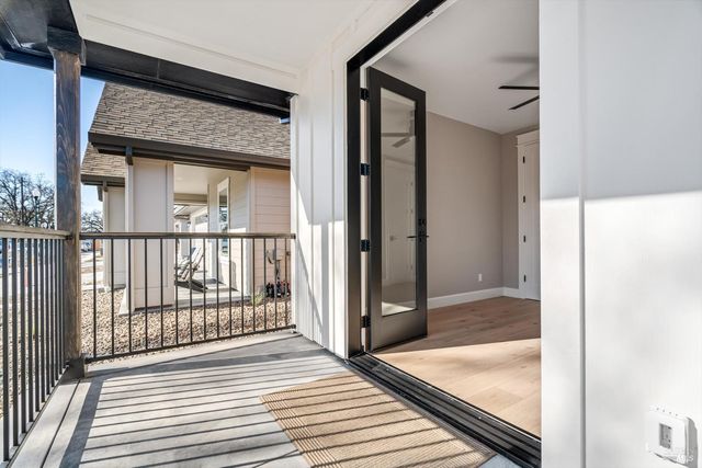 6516 Old Redwood -MAYWOOD LN Hwy, Santa Rosa, CA 95403