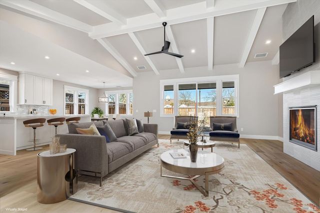 6516 Old Redwood -MAYWOOD LN Hwy, Santa Rosa, CA 95403