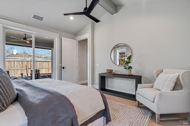 6516 Old Redwood -MAYWOOD LN Hwy, Santa Rosa, CA 95403