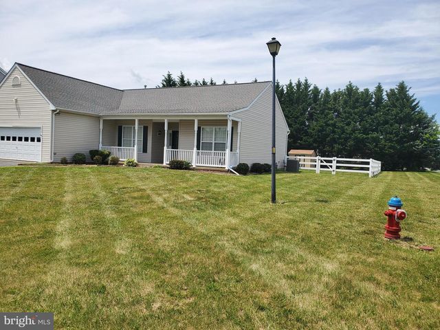 252 BERWICK LN, Dover, DE 19904