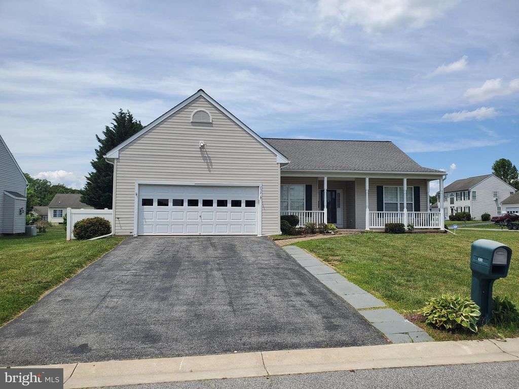 252 BERWICK LN, Dover, DE 19904