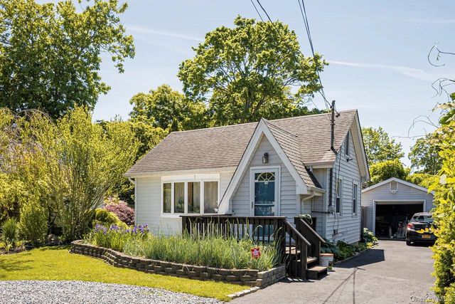 278 W Elm Road, Mastic Beach, NY 11951