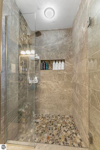 137 Brandy Drive, Cadillac, MI 49601