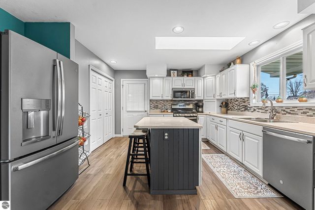 137 Brandy Drive, Cadillac, MI 49601