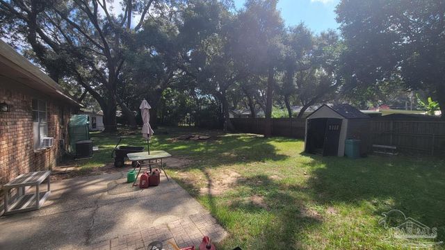 4881 La Ceiba Dr, Pensacola, FL 32526