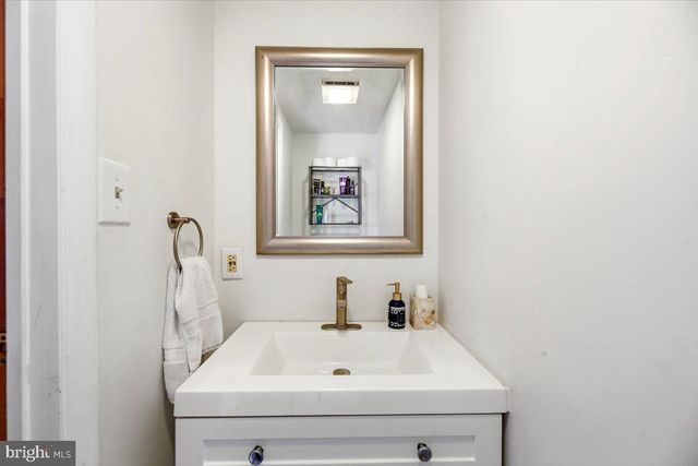 438 W BROWNING RD, Bellmawr, NJ 08031