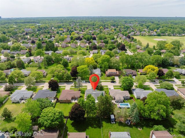 5150 Dayton Drive, Troy, MI 48085