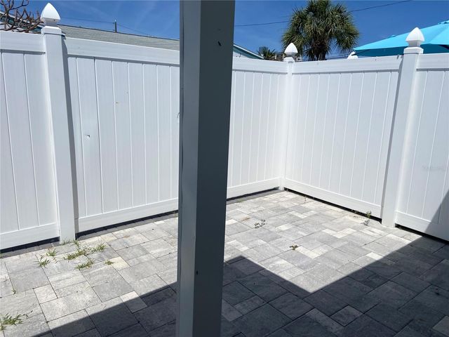 605 69TH 1, St Pete Beach, FL 33706