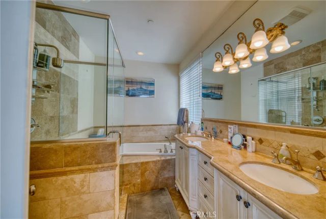 814 Esplanade A, Redondo Beach, CA 90277