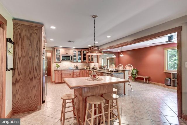 1844A SNYDERSBURG RD, Westminster, MD 21157