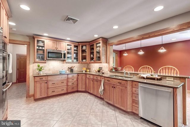 1844A SNYDERSBURG RD, Westminster, MD 21157