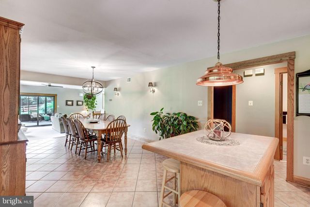 1844A SNYDERSBURG RD, Westminster, MD 21157