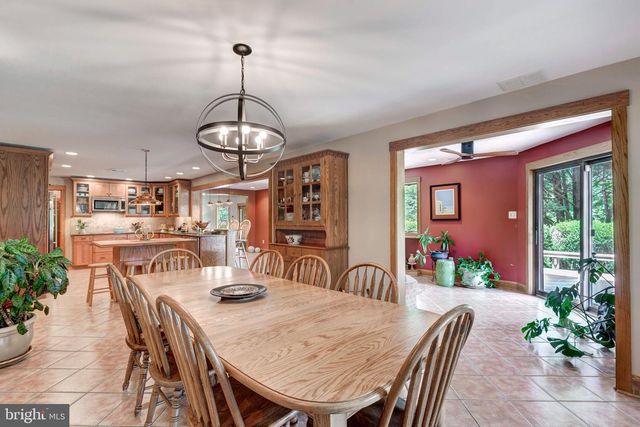 1844A SNYDERSBURG RD, Westminster, MD 21157