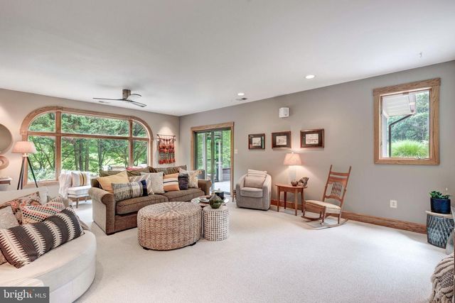 1844A SNYDERSBURG RD, Westminster, MD 21157