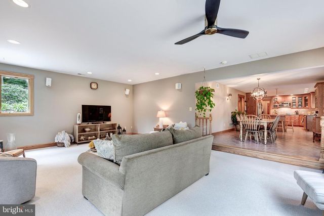 1844A SNYDERSBURG RD, Westminster, MD 21157