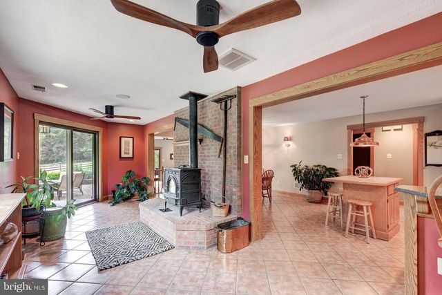 1844A SNYDERSBURG RD, Westminster, MD 21157