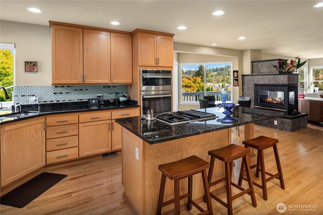 1320 N 38 Street, Renton, WA 98056