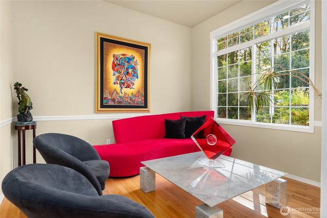 1320 N 38 Street, Renton, WA 98056