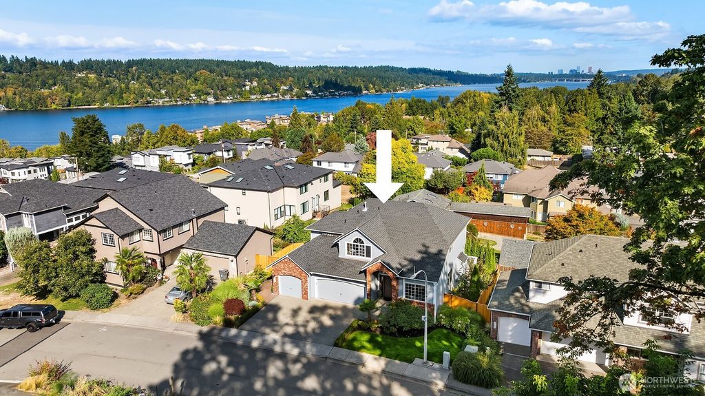 1320 N 38 Street, Renton, WA 98056