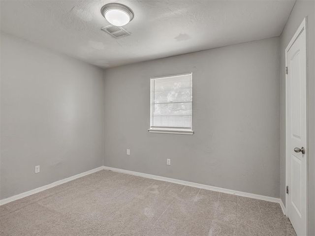 1132 SW 77th Place, Oklahoma City, OK 73139