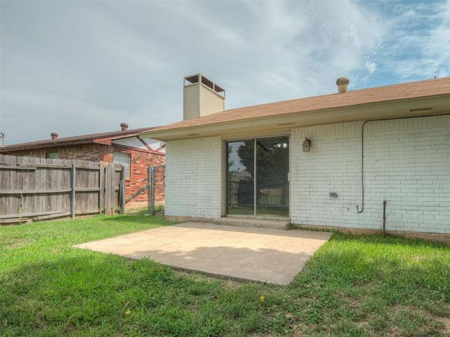 1132 SW 77th Place, Oklahoma City, OK 73139