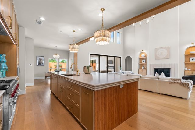 11947 Quincy Lane, Dallas, TX 75230