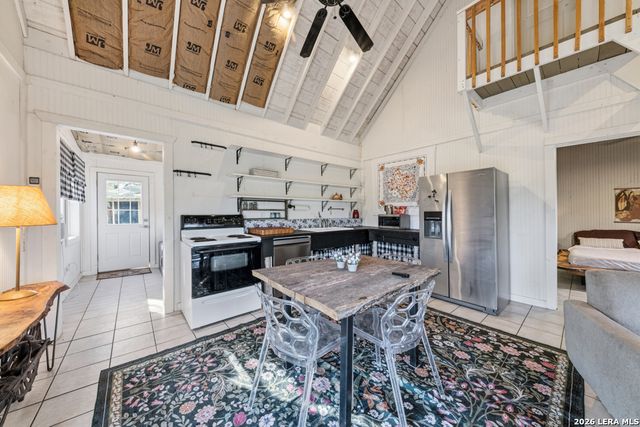 900 Summit Pass, San Marcos, TX 78666