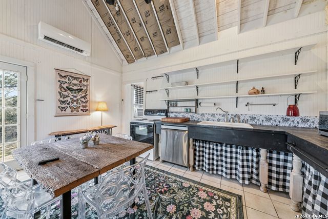 900 Summit Pass, San Marcos, TX 78666