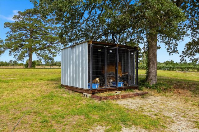 107 Longhorn DR, Bastrop, TX 78602