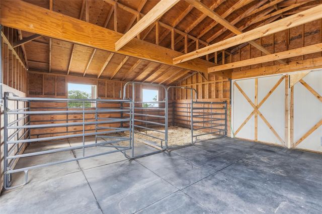 107 Longhorn DR, Bastrop, TX 78602