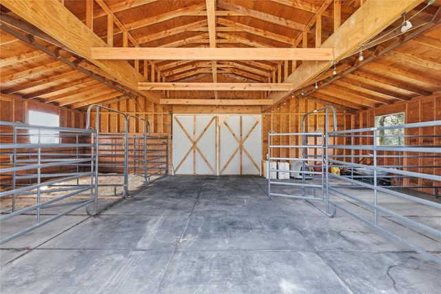 107 Longhorn DR, Bastrop, TX 78602