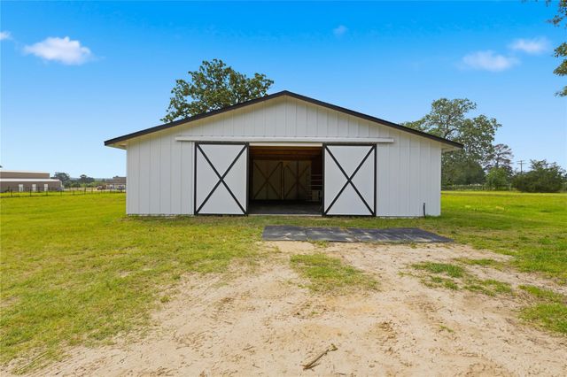 107 Longhorn DR, Bastrop, TX 78602