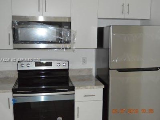 5625 W 20th Ave 113, Hialeah, FL 33012
