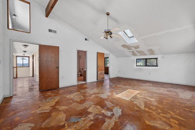 5049 Lake Forest Dr, Loomis, CA 95650