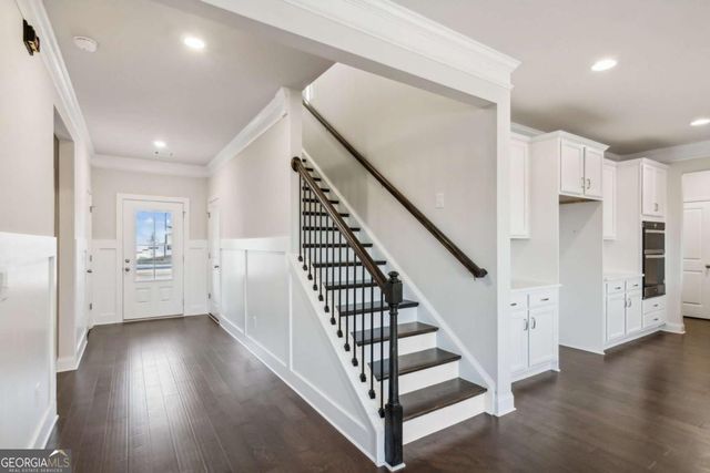 5558 Overview Drive, Flowery Branch, GA 30542