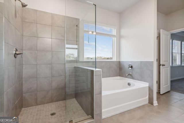 5558 Overview Drive, Flowery Branch, GA 30542