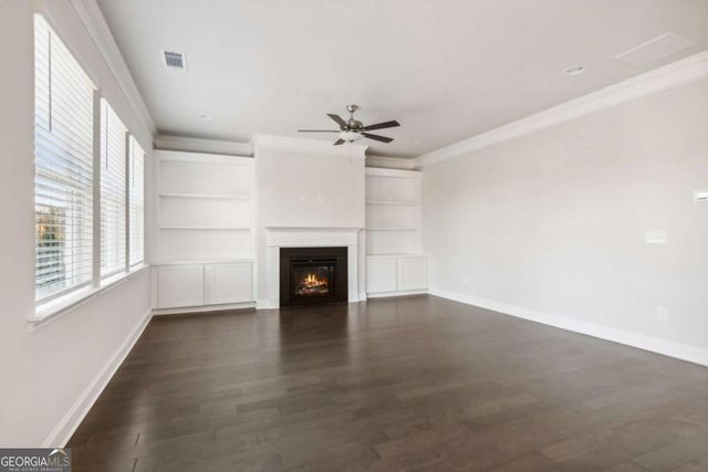 5558 Overview Drive, Flowery Branch, GA 30542