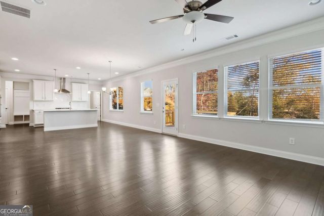 5558 Overview Drive, Flowery Branch, GA 30542