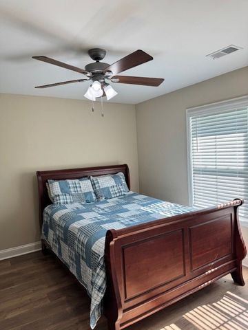 856 Bentwood Circle, Manning, SC 29102