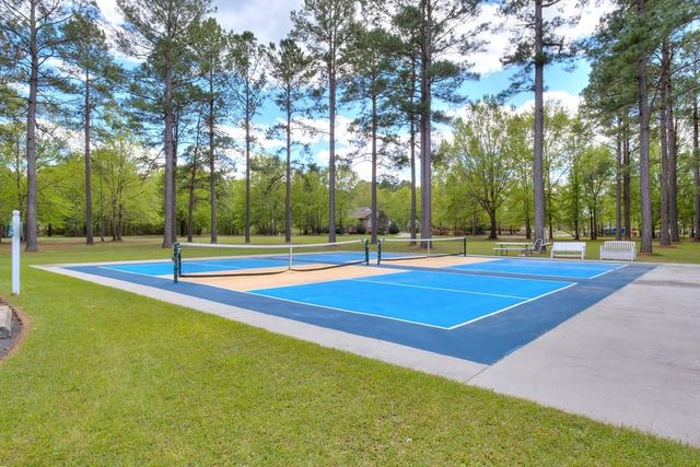 856 Bentwood Circle, Manning, SC 29102