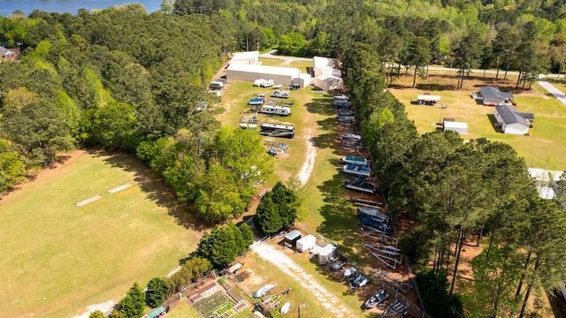 856 Bentwood Circle, Manning, SC 29102